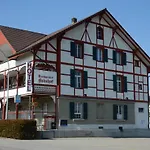 Restaurant Bahnhof ホテル Schüpfen