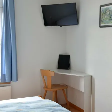 Отель Restaurant Bahnhof 3*